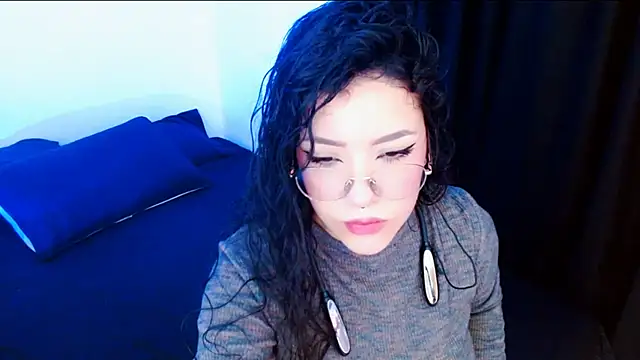 DollCam   online show from September 2025 11:22:01 PM