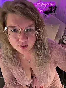 CurvyAnonymousGirl89 online show from February 2026 08:20:02 PM