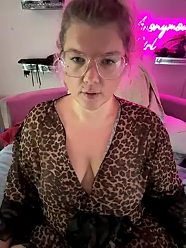 CurvyAnonymousGirl89 online show from November 2025 08:07:02 AM