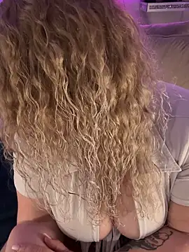 CurvyAnonymousGirl89 online show from February 2026 07:57:02 PM