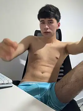 Whike Dark online show from April 2026 11:42:02 PM