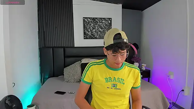 RaidenBoy1 online show from January 2025 07:44:02 PM