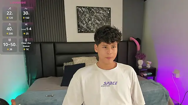 RaidenBoy1 online show from January 2025 07:43:01 PM
