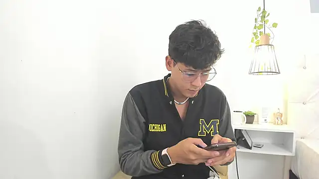 RaidenBoy1 online show from February 2025 09:06:02 PM