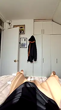 tula chyk online show from September 2025 12:55:02 PM