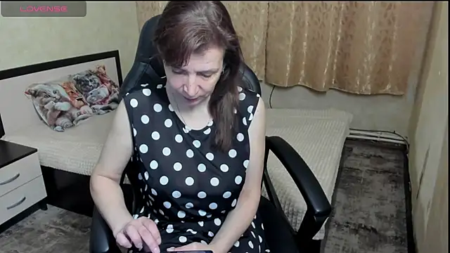 Debra Phoenix online show from May 2026 10:19:01 PM