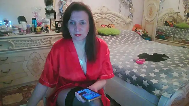 Debra Phoenix online show from June 2026 10:32:02 PM