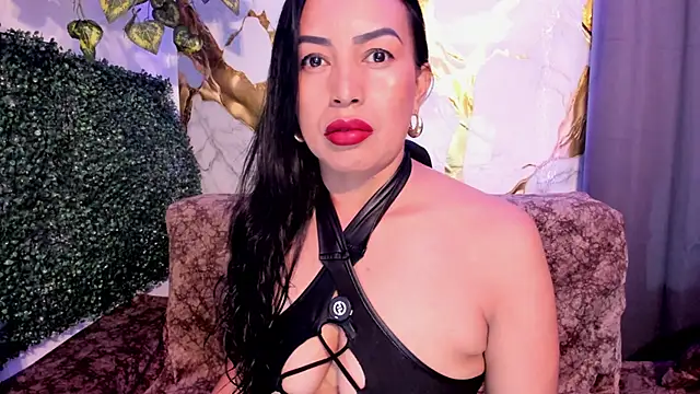 Snapshot of MeleekXXX_ chatting on May 2026 07:53:01 PM MeleekXXX online show from May 2026 07:53:01 PM