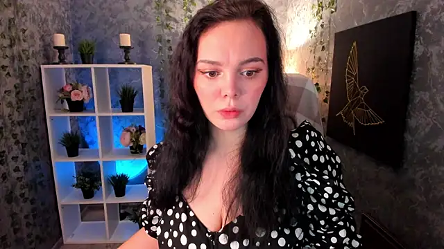 Snapshot of Emma_Rolland chatting on February 2025 08:45:02 PM Emma Rolland online show from February 2025 08:45:02 PM