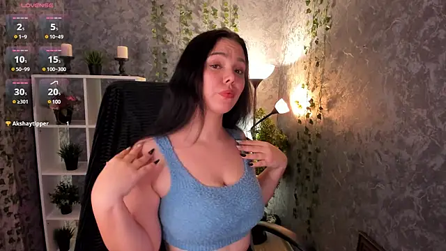 Snapshot of Emma_Rolland chatting on December 2024 04:15:02 AM Emma Rolland online show from December 2024 04:15:02 AM