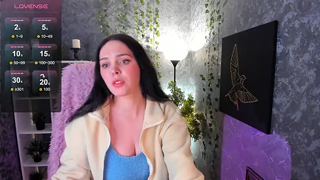 Snapshot of Emma_Rolland chatting on January 2025 08:43:01 PM Emma Rolland online show from January 2025 08:43:01 PM