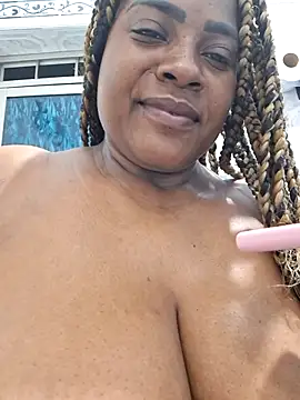 Snapshot of GoddessCarrie chatting on September 2025 05:03:01 AM GoddessCarrie online show from September 2025 05:03:01 AM