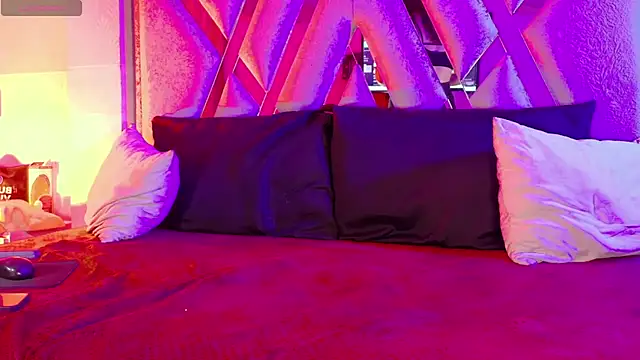 Snapshot of natacha__black_ chatting on November 2025 10:03:02 PM natacha black online show from November 2025 10:03:02 PM