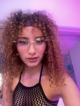 Snapshot of varenkaivanova_22 chatting on February 2025 11:02:02 AM varenkaivanova 22 online show from February 2025 11:02:02 AM
