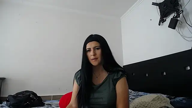 princehermosa44 online show from May 2026 06:50:01 PM