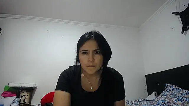 princehermosa44 online show from May 2026 09:15:01 PM