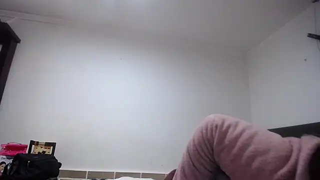 princehermosa44 online show from November 2025 08:09:02 PM