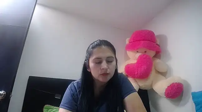 Snapshot of princehermosa44 chatting on March 2025 03:44:01 PM princehermosa44 online show from March 2025 03:44:01 PM
