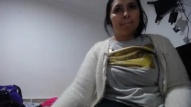 princehermosa44 online show from November 2025 10:58:01 PM