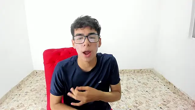 Snapshot of Harry_LatinBoy chatting on February 2025 10:58:02 PM Harry LatinBoy online show from February 2025 10:58:02 PM