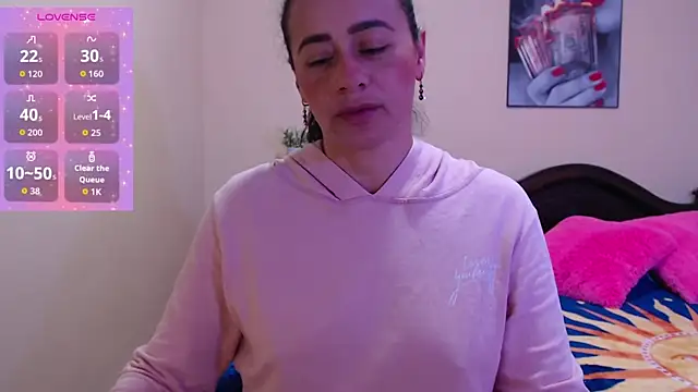 sara florez1 online show from October 2025 11:01:01 AM