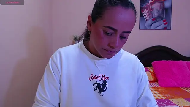 sara florez1 online show from January 2026 12:09:01 PM