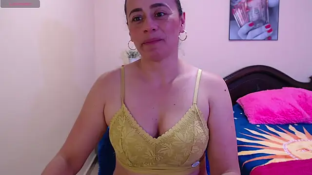 sara florez1 online show from October 2025 12:40:02 PM