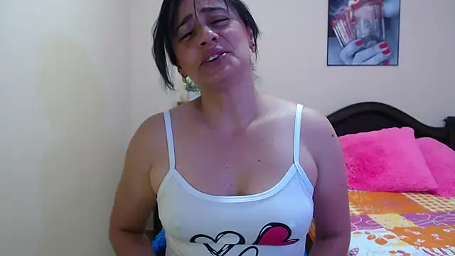 sara florez1 online show from September 2025 10:43:02 AM