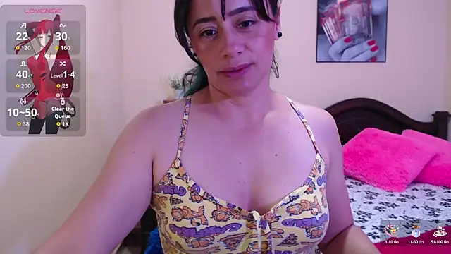 sara florez1 online show from September 2025 11:04:01 AM