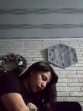 Naomy veracruz  online show from April 2026 11:06:02 AM