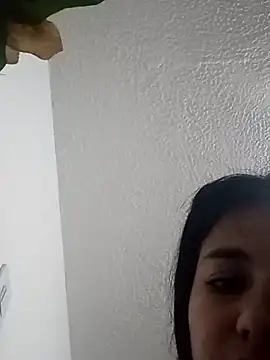 Naomy veracruz  online show from March 2026 10:51:01 AM