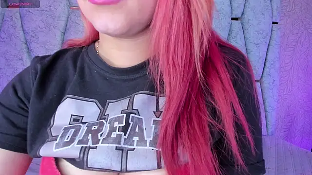 Naomy veracruz  online show from October 2025 02:35:01 AM