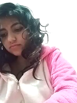 Naomy veracruz  online show from December 2025 02:35:02 AM