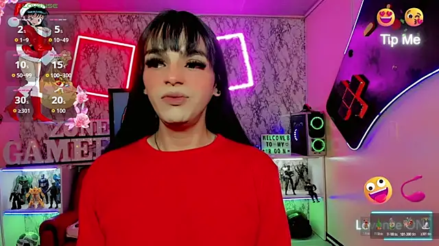 Alessa mullen online show from December 2025 03:33:02 AM