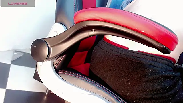 Alessa mullen online show from September 2025 04:08:02 AM