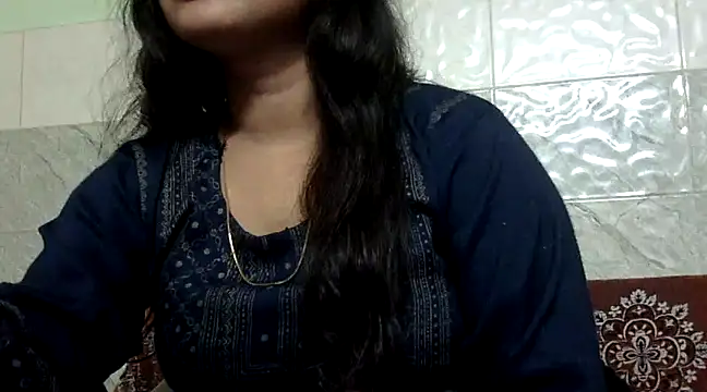 Hawt Shreya online show from March 2025 09:40:02 PM