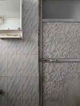 surabhi09 online show from December 2025 08:41:02 AM