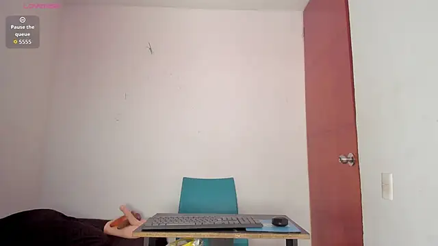 Zoey Donovan online show from January 2026 09:10:02 PM