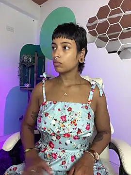 Snapshot of LollaByer chatting on September 2025 09:21:02 PM LollaByer online show from September 2025 09:21:02 PM