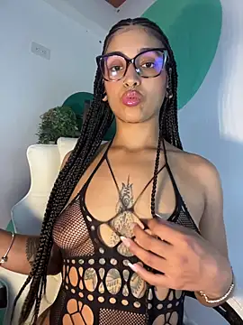 LollaByer online show from March 2026 09:09:01 PM