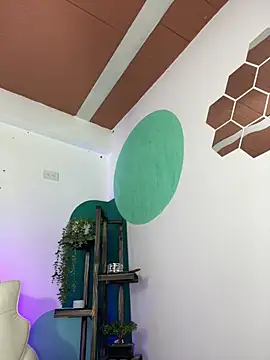 Snapshot of LollaByer chatting on September 2025 09:10:02 PM LollaByer online show from September 2025 09:10:02 PM