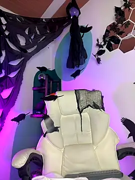 Snapshot of LollaByer chatting on October 2025 09:11:02 PM LollaByer online show from October 2025 09:11:02 PM