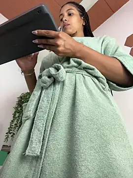 LollaByer online show from March 2026 09:27:01 PM