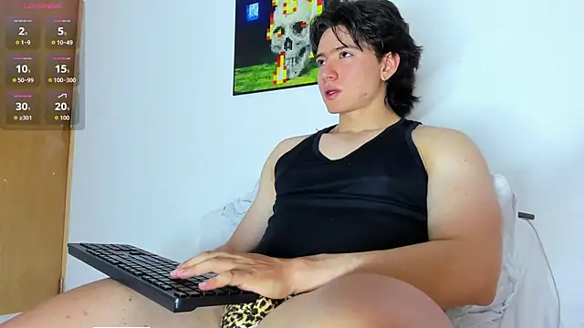 AngelBennet  online show from June 2026 10:26:01 PM