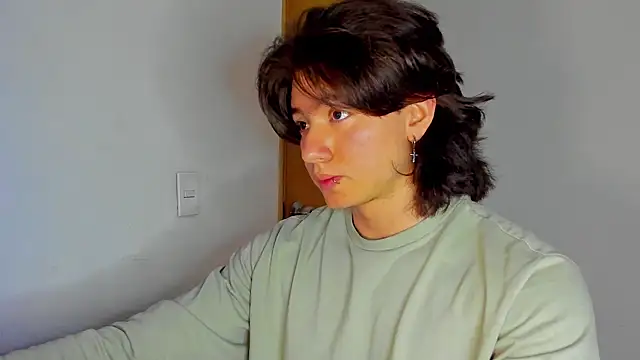 AngelBennet  online show from November 2025 10:35:01 PM