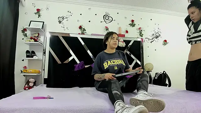 thedream girls online show from October 2025 12:17:01 PM