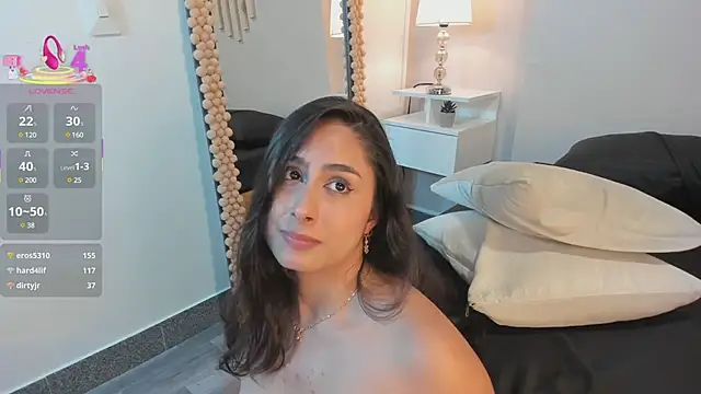 Julia Martinez  online show from March 2025 05:37:01 PM