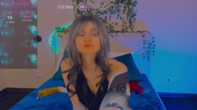 Snapshot of SeraZion chatting on December 2024 11:13:02 PM SeraZion online show from December 2024 11:13:02 PM