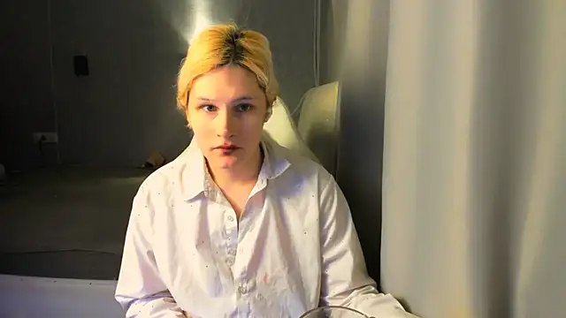 Kleo Godde online show from November 2025 07:25:01 PM