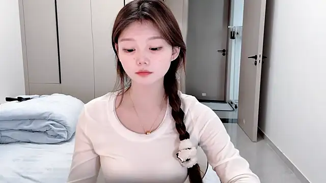 yangyang-1115 online show from November 2025 04:26:01 AM